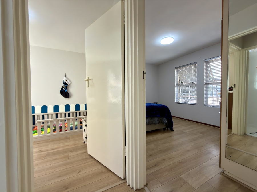 2 Bedroom Property for Sale in Durbanville Western Cape